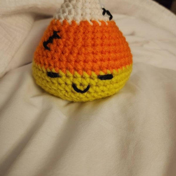 Amigurumi Candy Corn Crochet Pattern: Easy Halloween DIY (PDF Pattern ...