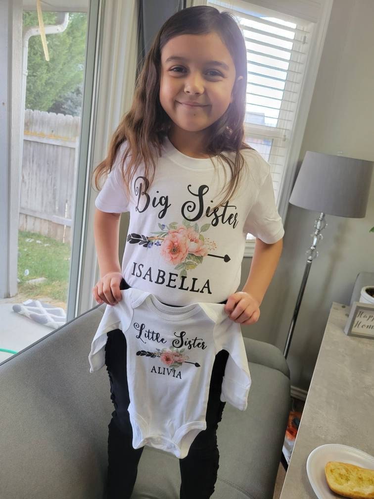Big sister little sister set named matching sibling set big sister shirt little sister shirt personalization sibling shirts photo props top