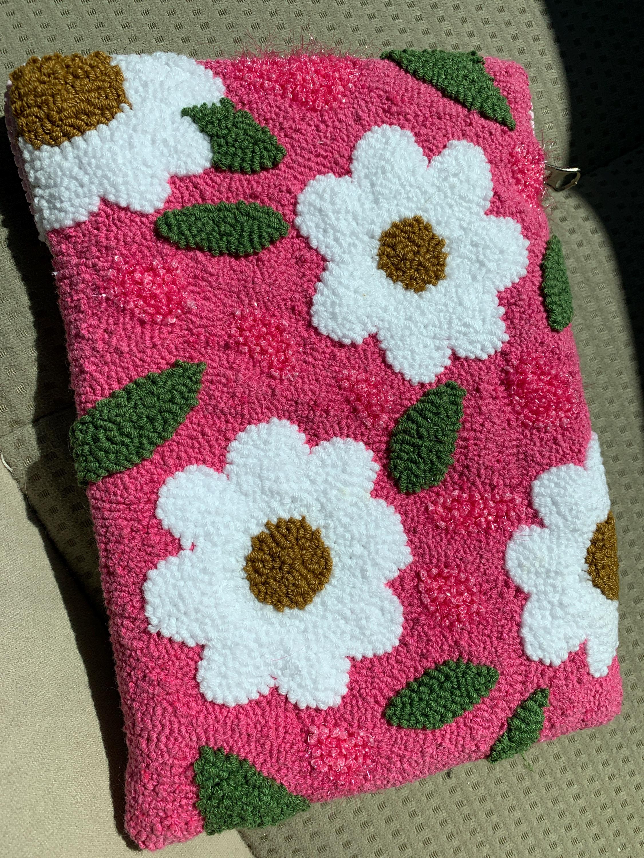Daisies Kindle cover - kindle paperwhite case - Fabric book cover - Personalized kindle sleeve - Oasis case - kindle accessories gift