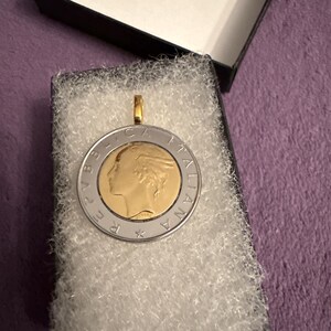 イタリア製 500 リラ硬貨ペンダントネックレス - ゴールドまたは