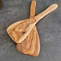 Continenta Schneidebrett Aus Olivenholz - Naturbelassen, 25x15 Cm, Einzigartiges Küchenbrett