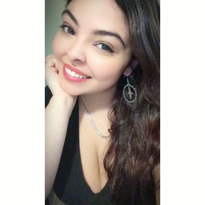 Leticia added a photo of their purchase