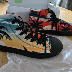 Retro Circle - Women’s high top canvas shoes main image 1