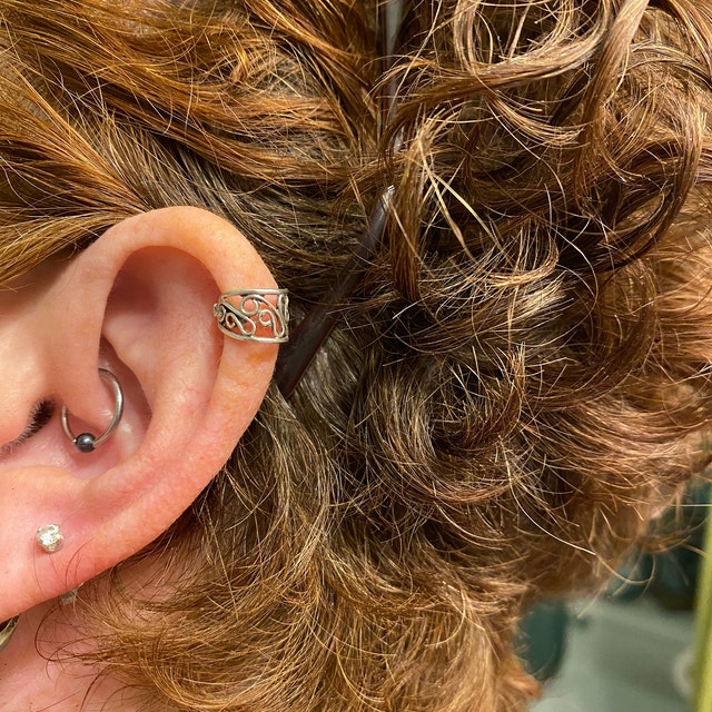 Filigree • PIERCED Ear Cuff • Helix Piercing • Cartilage Earring 