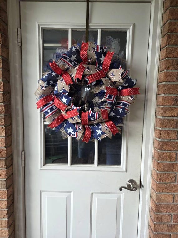 Wreath from Russell Wreaths photographed at home by Etsy buyer