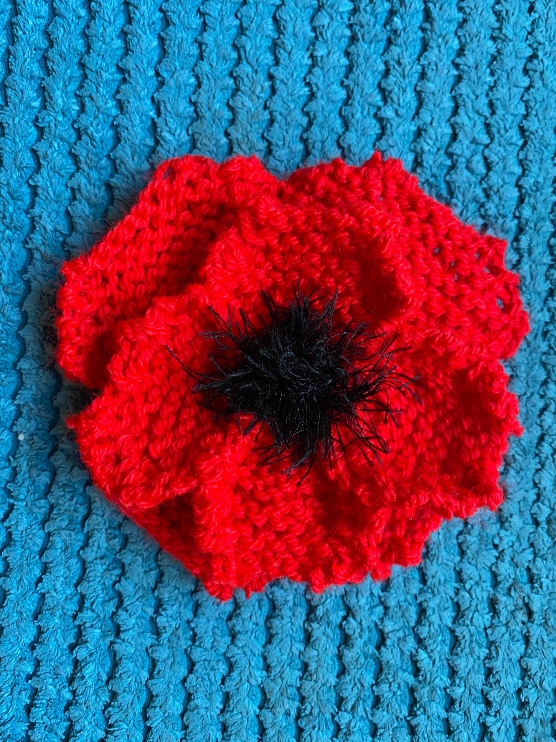 Knitting Pattern for poppies, full stem poppies, knitted flowers