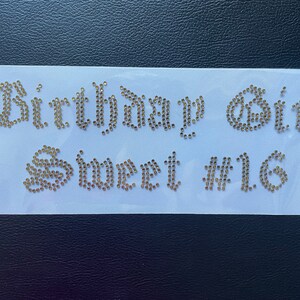 Decoro Strass Personalizzato Blingworx Trasferimento A Strass Personalizzato Con Il Tuo Nome - Stile Gotico Antico Inglese, Per Applicazione A Caldo Su Tessuti Fire Emblem Warriors Switch - Foto 9