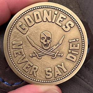 グーニーズ The Goonies Doubloon 金貨 コイン お宝 One-Eyed Willy's Loot | Goonies Treasure Decor | Buy Spanish