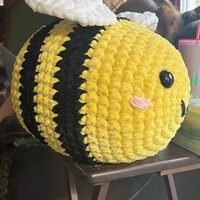 Giant Bee Crochet Pattern - Etsy Ireland