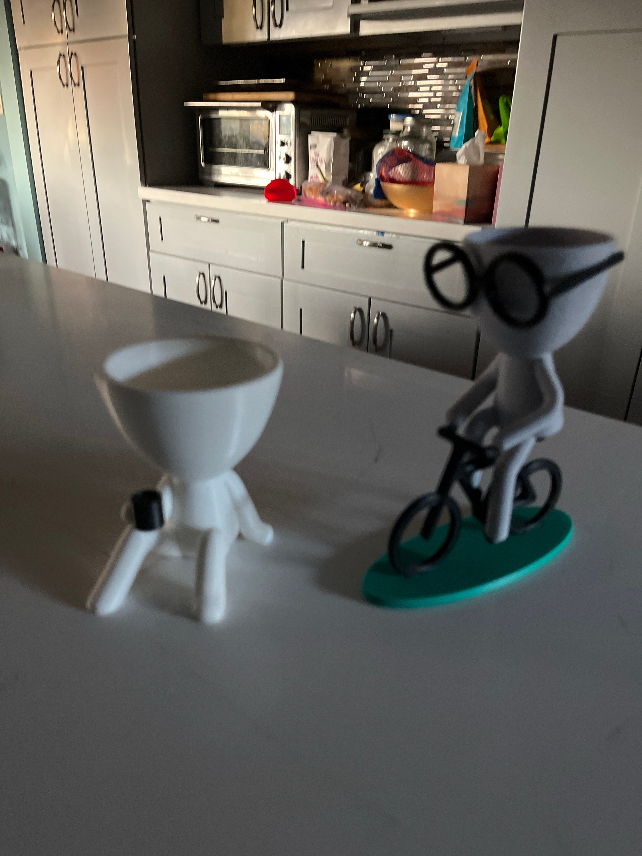 Little People Coffee Time,  Succulent Planter, bicycle Planter - Plat Pot with Drainage - People Planter - Cute Planter