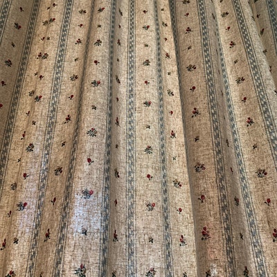 Fresh Cut Lavender Bundles - French Country Table Linens Sheet Set ...