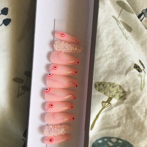 Glue-on nails from Claire's: review