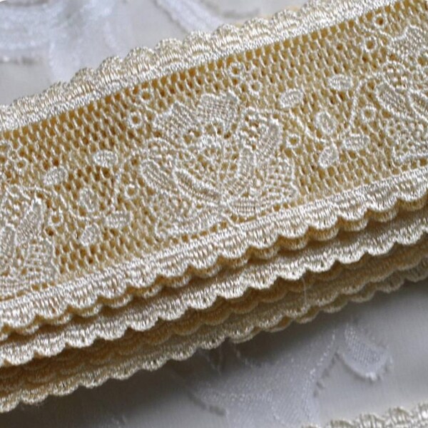Mini Round Lace Doilies (5 or 10), 4