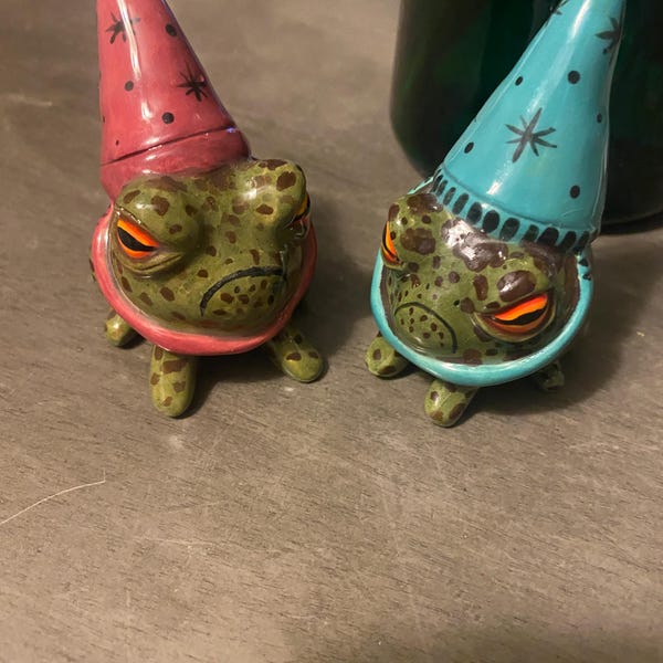 Frog Wizard 4 In Ceramic Little Wizards Frog With Star - Fully Sculpted and Hand-painted ...