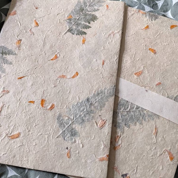 Petal Cornflower / Marigold Mix Handmade Paper A4 Pack of 20 Sheets ...