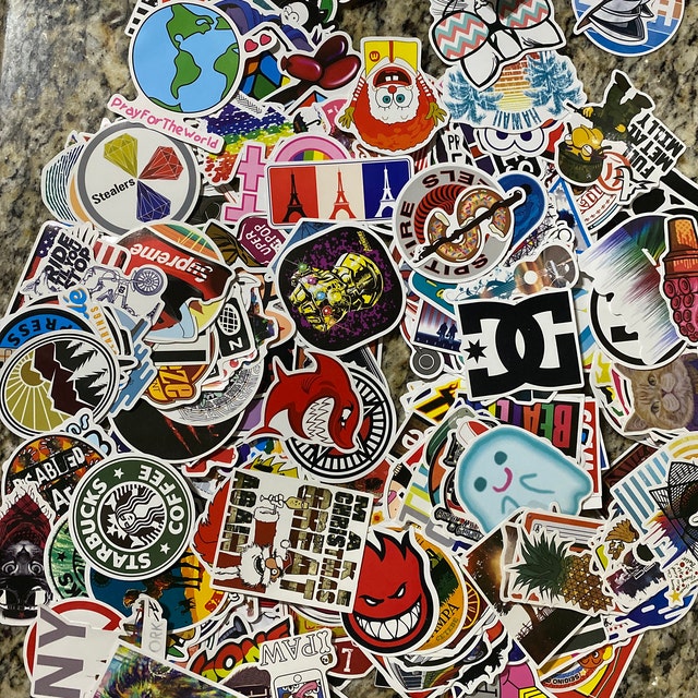 500 Pcs Cool Stickers Pack, Waterproof VinylDecals for Skateboard, Luggage,  Laptop, Phone Case, Car, Bike and Window - .de