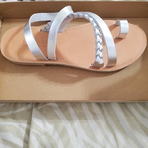 Vasthi added a photo of their purchase