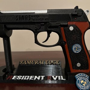 Resident Evil Decorative Samurai Edge Replica Pistol, Jill Resident Evil Decorative Samurai Edge Replica Pistol, Jill