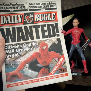 スパイダーマン デイリー・ビューグル「指名手配」新聞小道具レプリカ