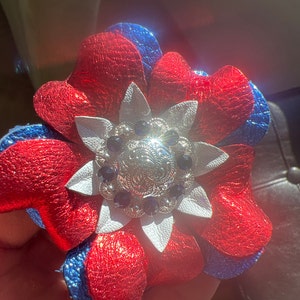 10X TRIBAL BEAUTY FIORE IN PIUMA TURCHESE PELLETTERIA CONCHO