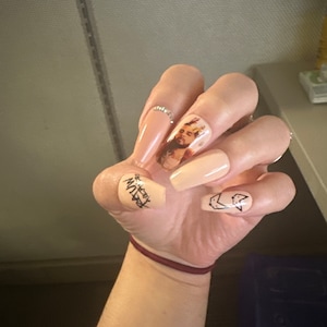 Karol G Press on Nails, Karol G Nails,blue Karol G Nails, Blue Glitter Karol G Nails, Karol G