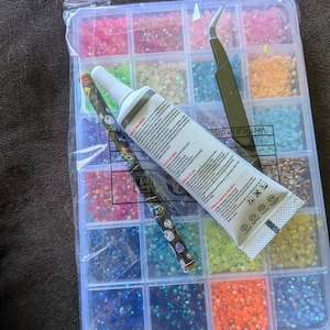Taciana added a photo of their purchase