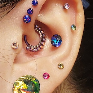 Liu added a photo of their purchase