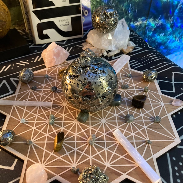 64 Grid Tetrahedron Crystal Grid - 8 Star Tetrahedron Crystal Grid ...