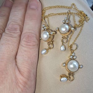 Annique added a photo of their purchase