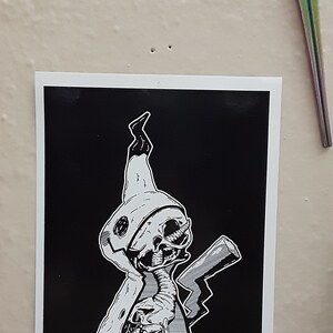 ミミッキュ　ポスター ミミッキュ解剖学 - ホラーポケットビーストアートプリント