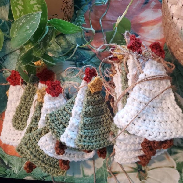 CROCHET PATTERN - Christmas Tree Decoration and Garland (written in ...