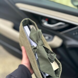 Taylor added a photo of their purchase