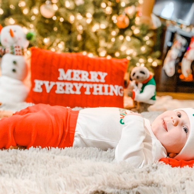 Baby Boys First Christmas Outfit, Personalized Baby Santa Hat, Unisex Baby&#39;s 1st Christmas Clothes for Newborn Boys or Girl, Red and Green,