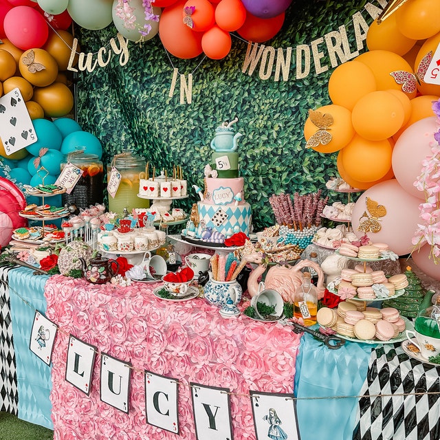 CAILESS Birthday Party Decorations - Alice in Wonderland Party Decorations  103pcs, Vintage Alice Theme included Birthday Banner Tablecloth Cake