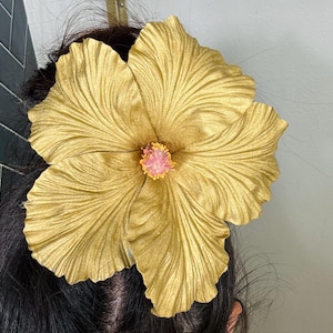 Gabriela added a photo of their purchase