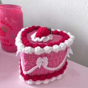 Crochet Cake Box | Crochet Fake Cake Heart Jewelry Box | Vintage