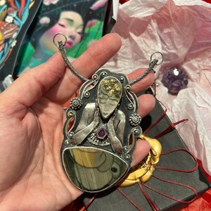 amethyst added a photo of their purchase