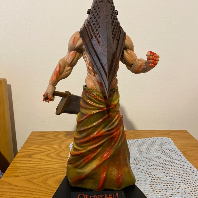 Pyramid Head Figure Silent Hill Statua Horror Silent Hill -  Portugal