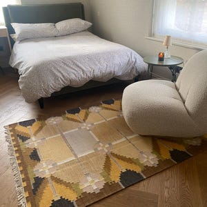 Paulette added a photo of their purchase