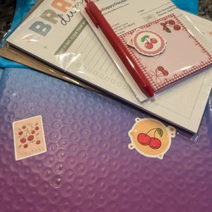 Kupujący z Etsy dodał(a) zdjęcie swoich zakupów