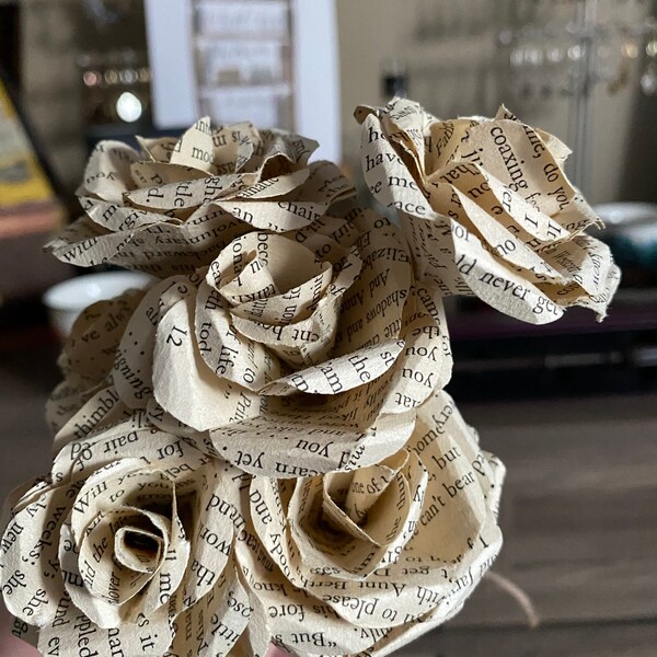 6 Paper Roses, Book Page Flowers, Bookish Wedding Decor, Paper ...