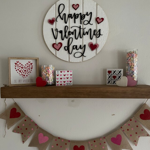 Farmhouse Valentine Decor - Heart Shaped Sign Craft - Thrifty Jinxy