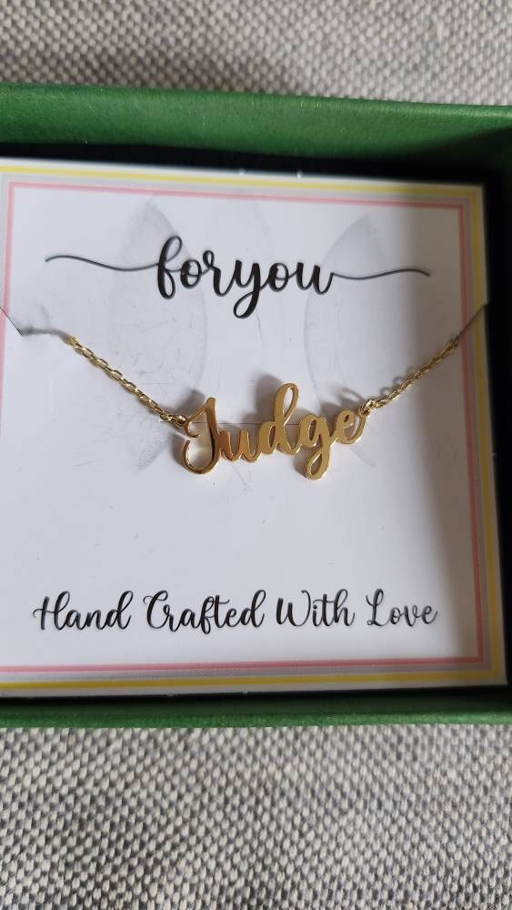 Namenskette Gold, Namensschild Halskette 14k Massivgold, Personalisierter Namensschmuck, Gold filled Name, Mama Halskette, Personalisierter Namensschmuck, AU20
