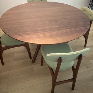 HL WOOD TABLE JERRY'S ORIGINAL ウォールナット Round Dining Table Handmade in Solid Walnut, Cherry