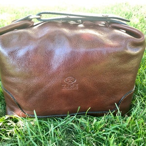 Victoria added a photo of their purchase