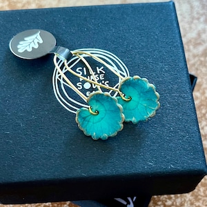 Anna added a photo of their purchase