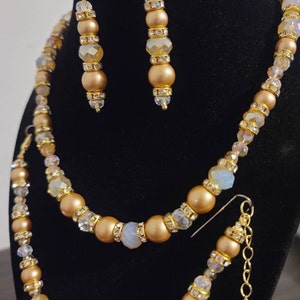 Eden Green Swarovski Crystal Pearl Round Beads Style 5810 You | Etsy