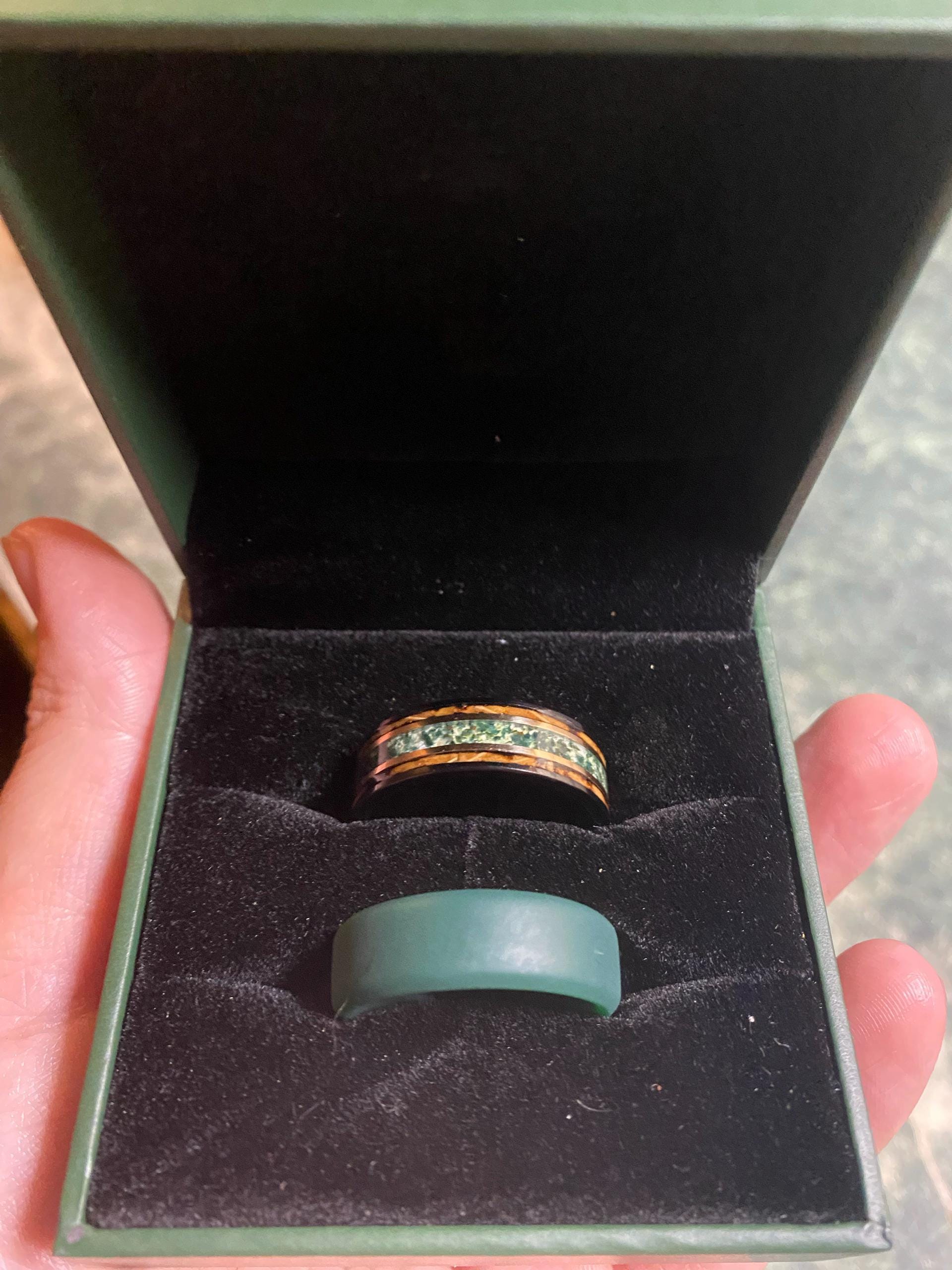 Moss Agate Men's Wedding Band, Moss Agate Ring, Whiskey Barrel Wedding Band, Men's Tungsten Ring, 8mm wide ring