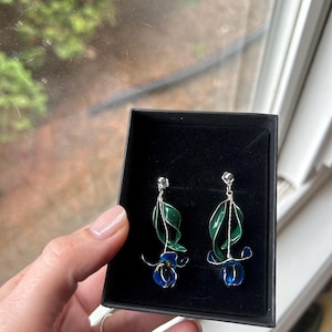 Sarah added a photo of their purchase