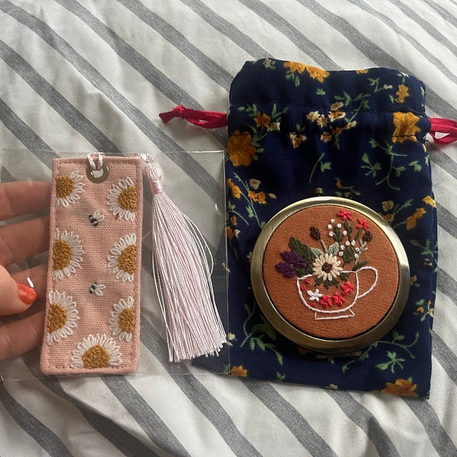 ♡MIRROR,s shop♡おまとめ Floral Embroidered Compact Mirror, Custom Name Pocket Mirror